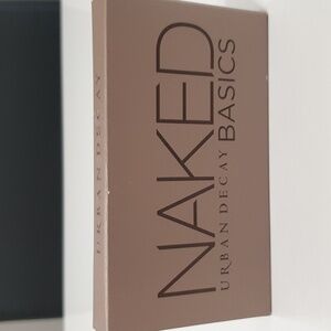 Urban Decay Naked Basics Eyeshadow Palette